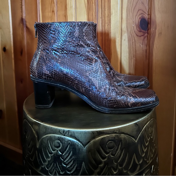 Via spiga snakeskin boots - Picture 3 of 3